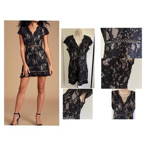 Black Lace Short Sleeve Mini Dress